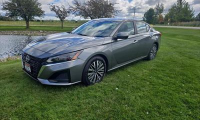 2023 Nissan Altima SV