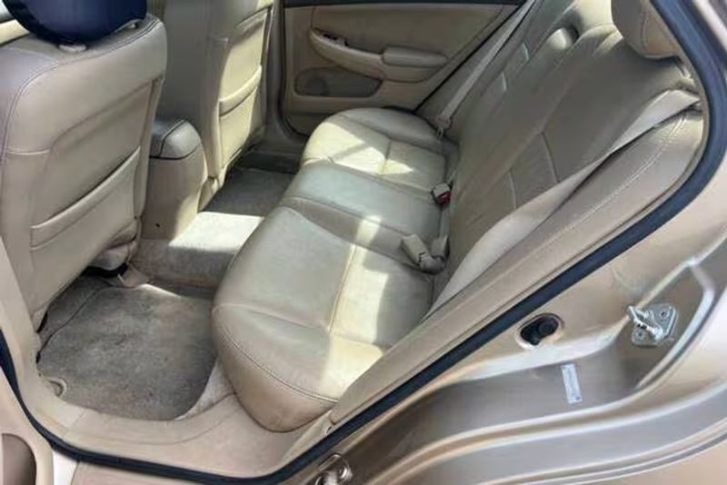 2005 Honda Accord — a typically priced live listing