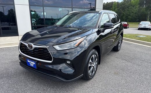 2024 Toyota Highlander XLE