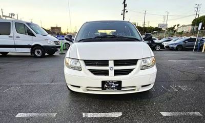 2006 Dodge Caravan grand Base C V