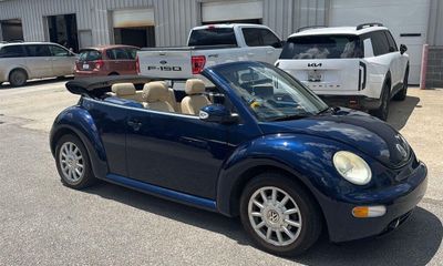 2005 Volkswagen Beetle GLS