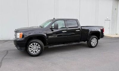 2013 GMC Sierra Denali