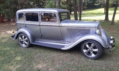 1933 Plymouth PD