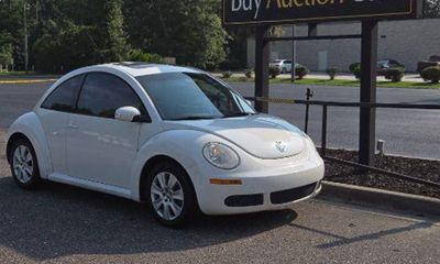 2009 Volkswagen Beetle S W Sunroof