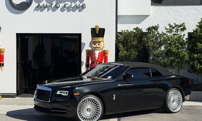 2020 Rolls-Royce Dawn Black Badge