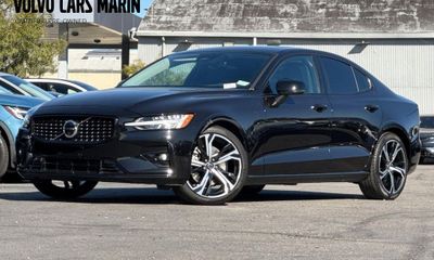 2025 Volvo S60 Plus Dark