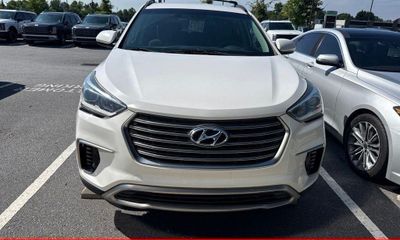 2018 Hyundai Santa FE SE Base