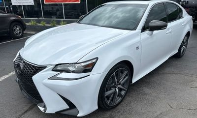 2017 Lexus GS 200T