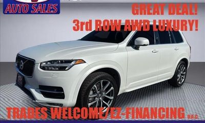 2017 Volvo XC90 Momentum