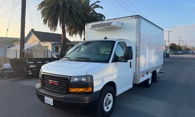 2019 GMC Savana 3500 139 Cutaway