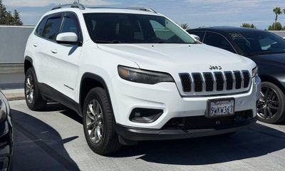 2019 Jeep Cherokee Latitude Plus