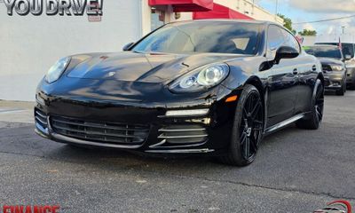 2014 Porsche Panamera 4