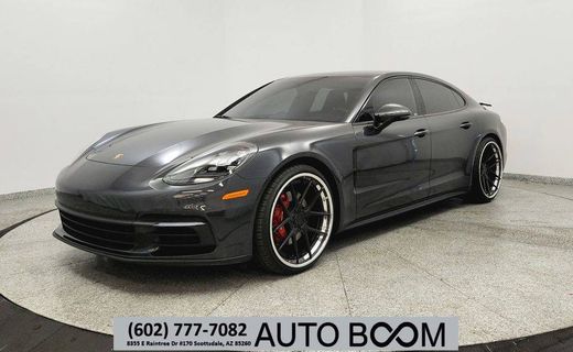 2018 Porsche Panamera