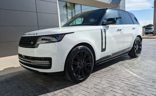 2026 Land Rover Range SE