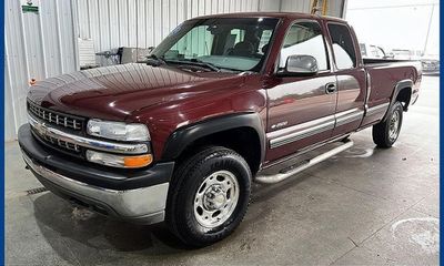 1999 Chevrolet Silverado HD LS