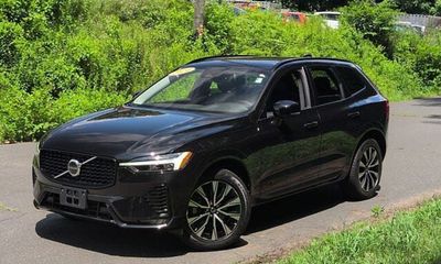 2024 Volvo XC60 Core