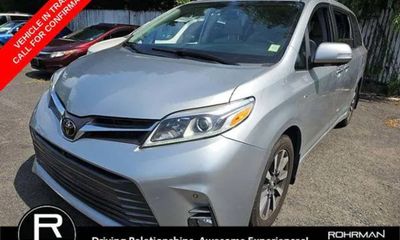 2019 Toyota Sienna LTD Premium XLE