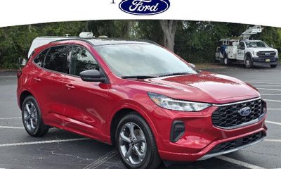2023 Ford Escape ST Line