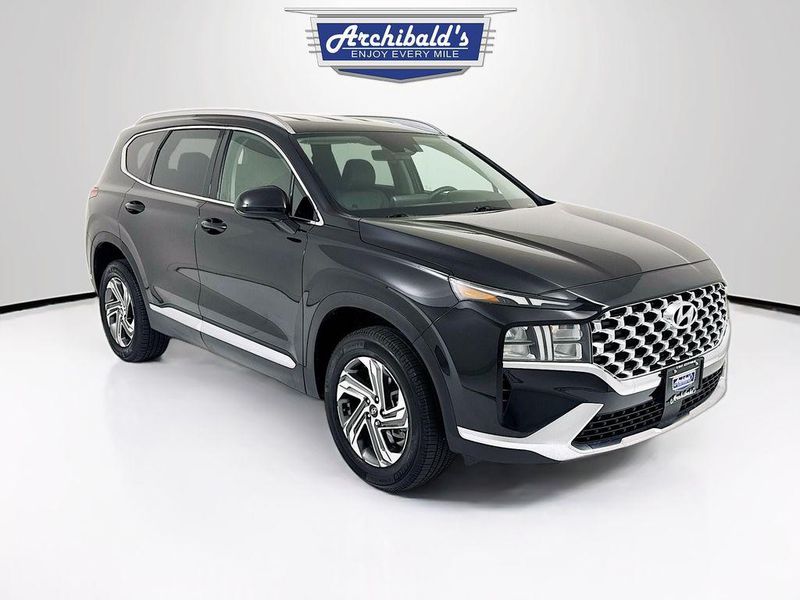 2021 Hyundai Santa Fe — a typically priced live listing