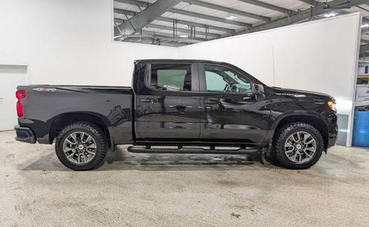 2023 Chevrolet Silverado RST