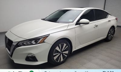 2019 Nissan Altima SV