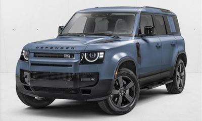 2026 Land Rover Defender 110 SE
