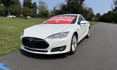 2016 Tesla Model S