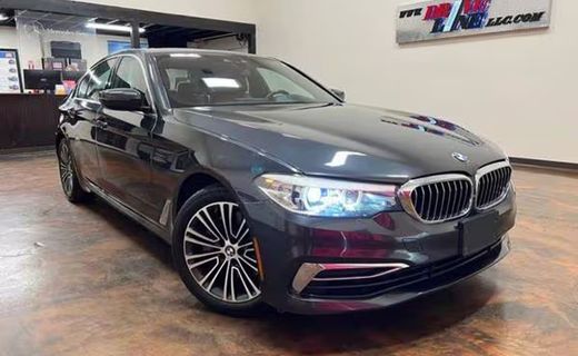 2019 BMW 540I