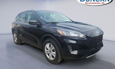 2022 Ford Escape S