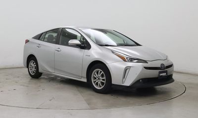 2020 Toyota Prius LE