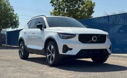 2026 Mercedes-Benz GLB-Class GLB250