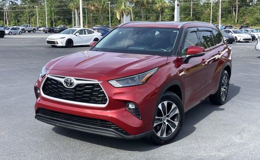 2022 Toyota Highlander XLE