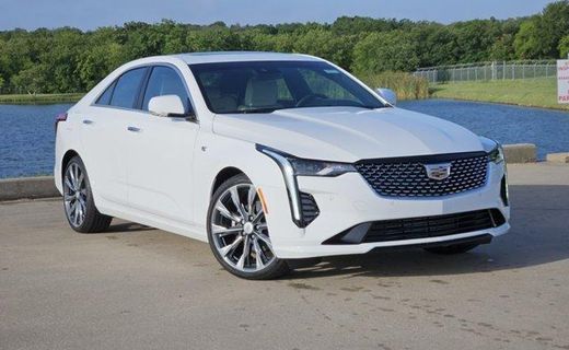 2026 Cadillac CT4 Premium Luxury