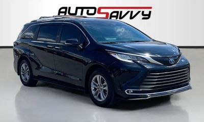 2025 Toyota Sienna Limited