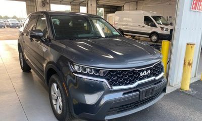 2023 Kia Sorento LX