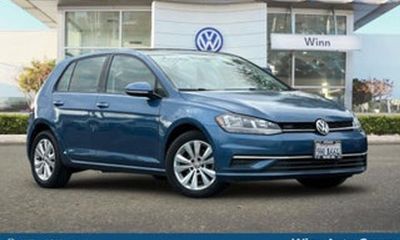 2019 Volkswagen Golf S SE