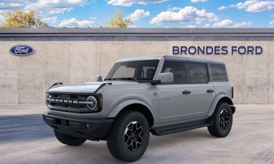 2026 Ford Bronco Outer Banks 4