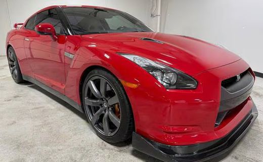 2010 Nissan GT-R Premium