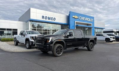 2024 GMC Sierra HD AT4