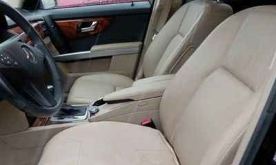 2010 Mercedes-Benz GLK-Class GLK350 4 Matic