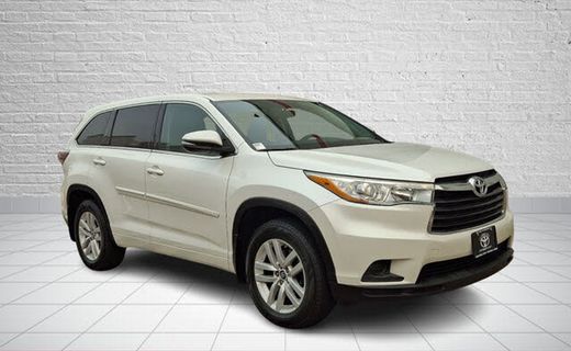 2016 Toyota Highlander Base