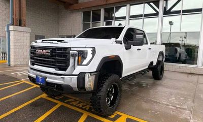 2025 GMC Sierra HD Fleet Base