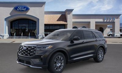 2025 Ford Explorer Platinum