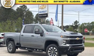 2026 Chevrolet Silverado HD Work Truck