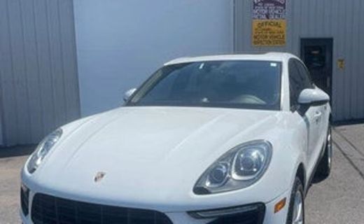 2016 Porsche Macan
