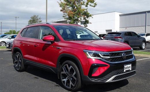 2022 Volkswagen Taos 4MOTION SEL