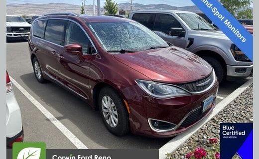 2019 Chrysler Pacifica Touring L