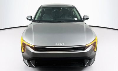 2025 Kia K4