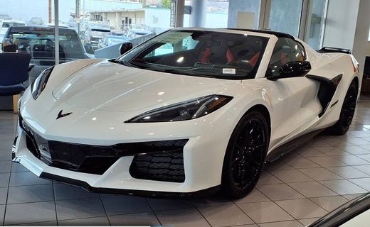 2027 Chevrolet Corvette 2LT