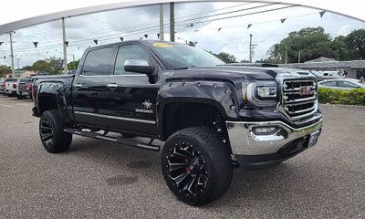 2018 GMC Sierra SLT